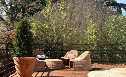 19th Century Château With 4,34 Hectare Wooded Park Swimming Pool Burgundy, Near Beaune