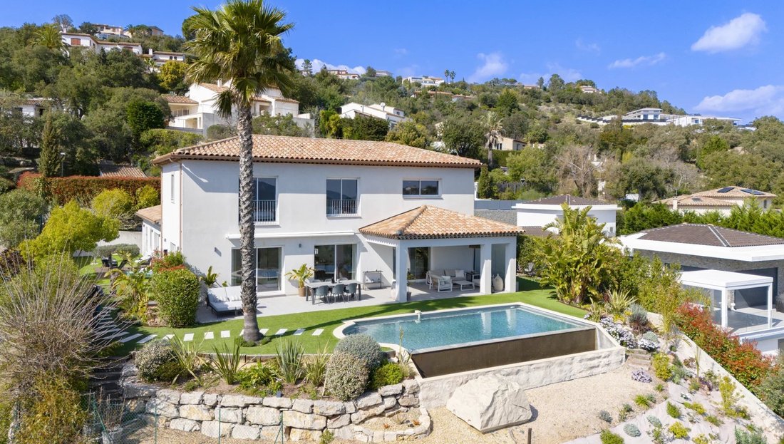 Villa in Les Termes, Mandelieu-la-Napoule, France 1 - 17472051