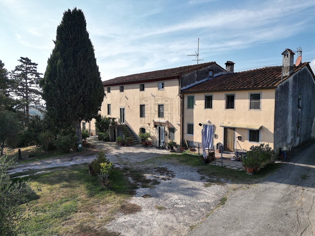 Country House in Center, Pescia, Tuscany 2 - 17473274