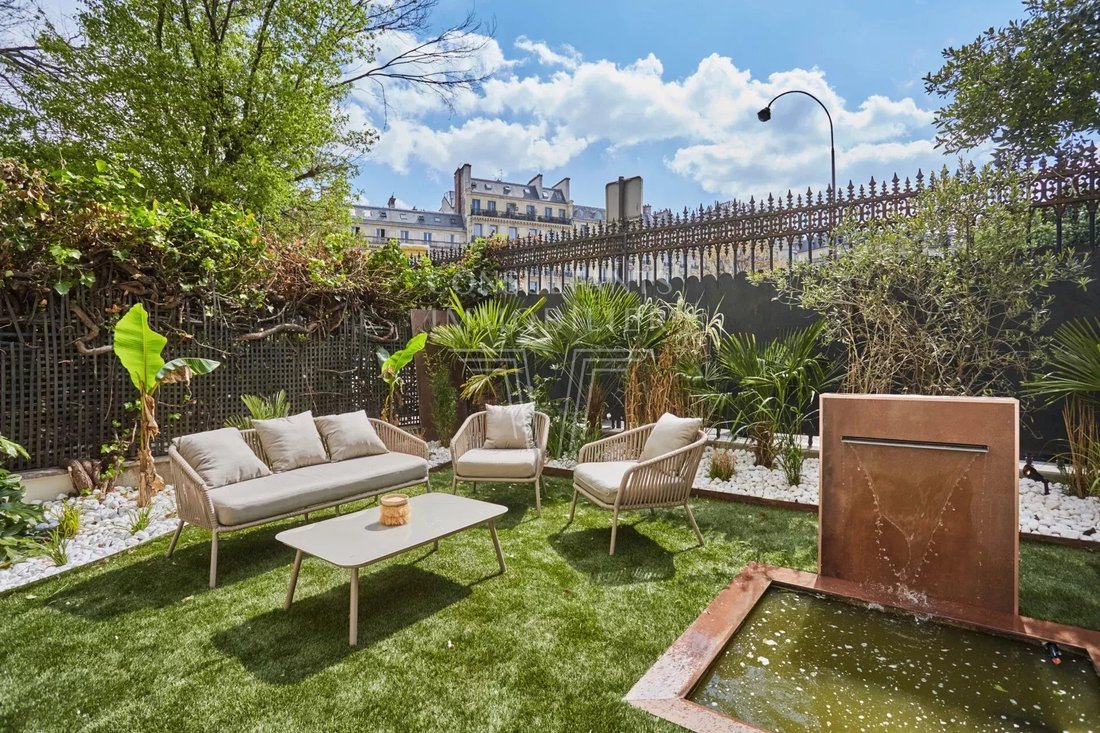 Apartment in Ternes-Maillot, Paris 17e Arrondissement, Paris 2 - 17471235