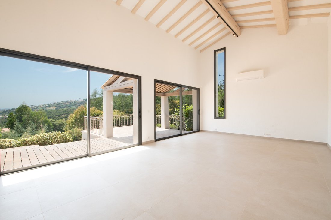 Villa in Les Issambres, Roquebrune-sur-Argens, France 3 - 17473671