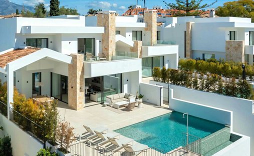 Villa in San Pedro de Alcantara, Andalusia, Spain 1