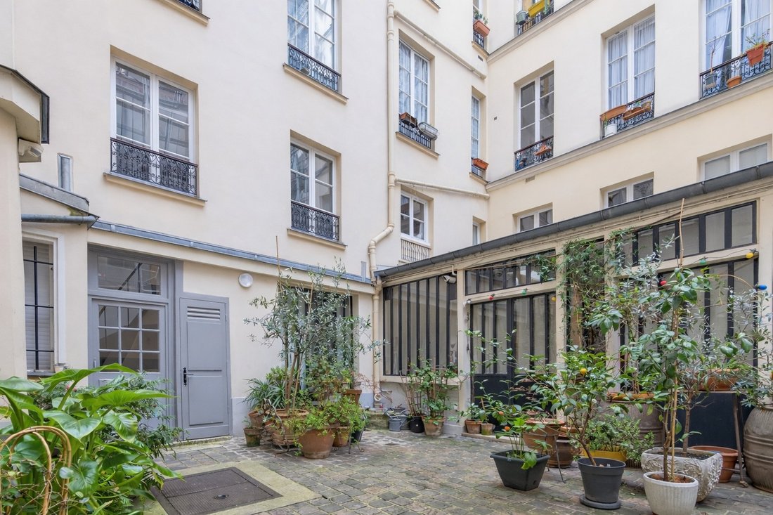 Apartment in République - Saint Ambroise, Paris, Ile-de-France 1 - 17474310