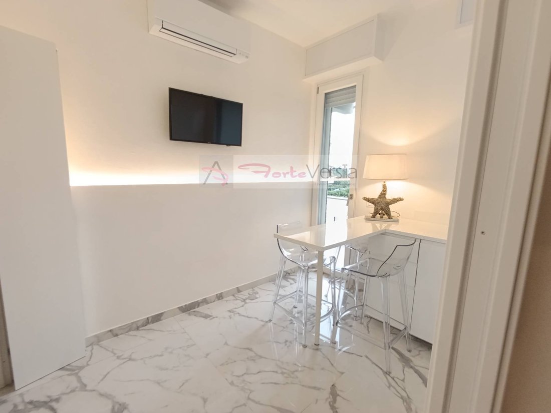 Apartment in Vittoria Apuana, Forte dei Marmi, Tuscany 5 - 17475071