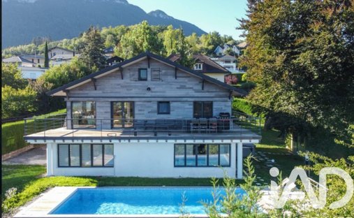 House in Sud, Saint-Jorioz, France 1