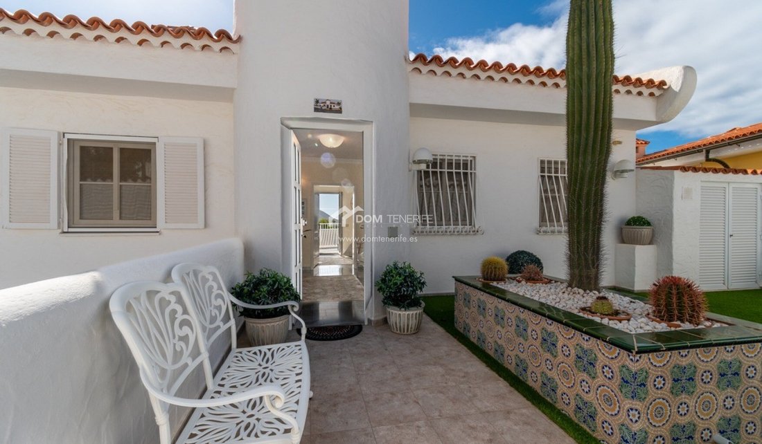 Villa in Arona, Canary Islands, Spain 5 - 17471029