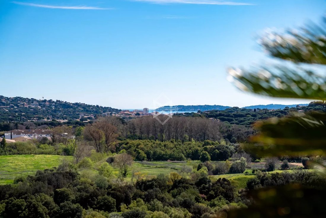 Villa in Ville-Les Saquedes-Le Bouillonnet, Sainte-Maxime, France 2 - 17472068