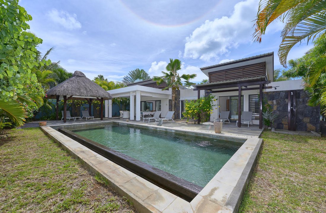 House in Grand Baie, Rivière du Rempart District, Mauritius 1 - 17471240