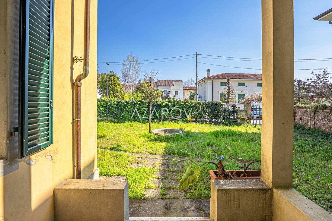 Villa in Historic Center, Lucca, Tuscany 5 - 17471346