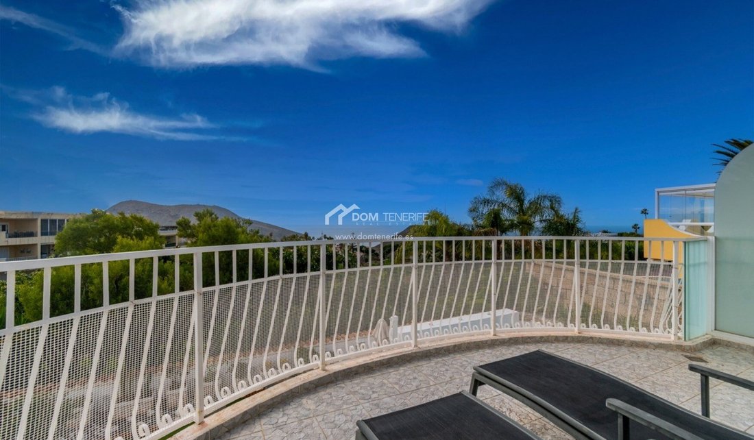 Villa in Arona, Canary Islands, Spain 4 - 17471029