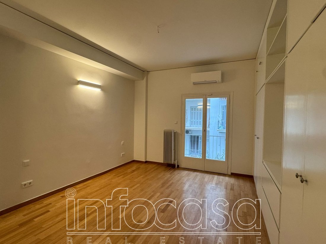 Apartment in Sunoikia Kolonakiou, 1st District of Athens, Athens 3 - 17473283