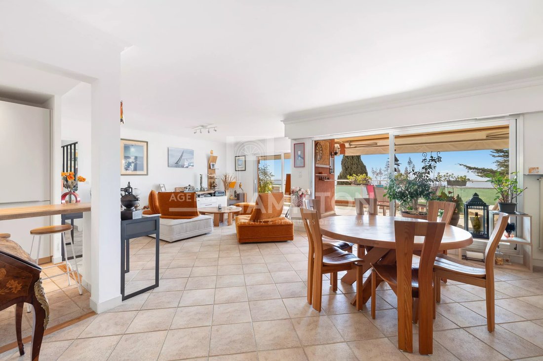 Appartamento a Grasse, Provenza-Alpi-Costa Azzurra, Francia 2 - 17417135