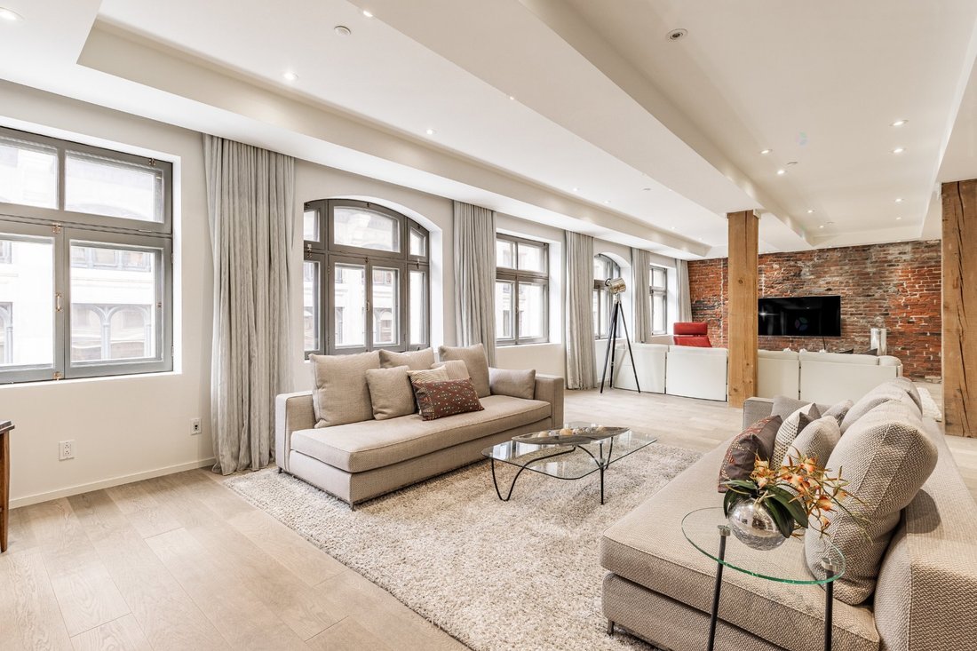 Condo in Longueuil, Quebec, Canada 1 - 17474096
