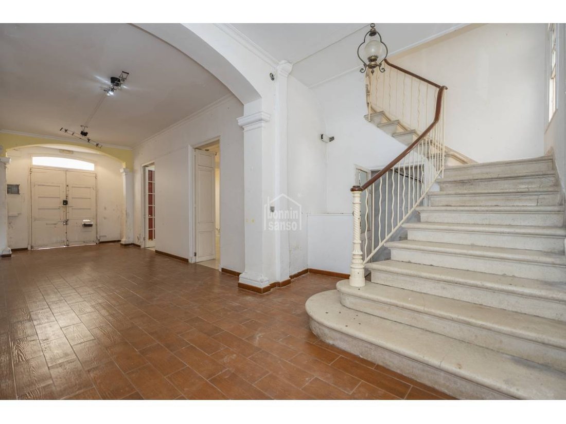 Townhouse in Maó / Mahón, Balearic Islands, Spain 1 - 11880386