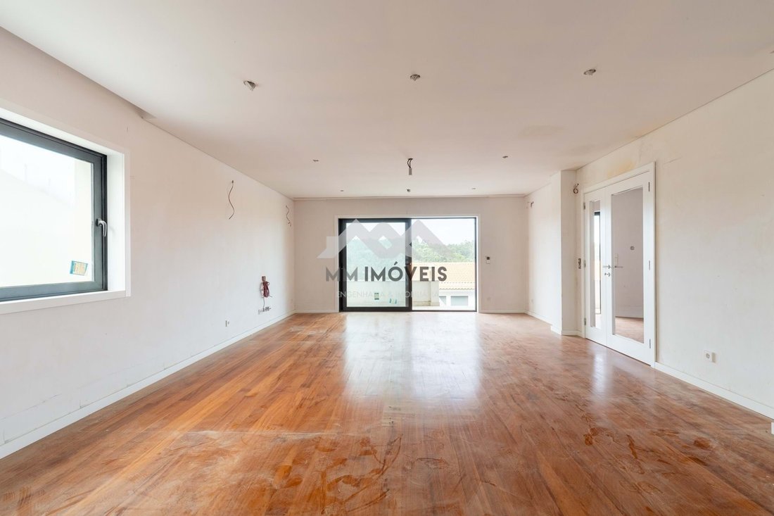 Villa in Gondomar (Sao Cosme), Valbom e Jovim, Porto District, Portugal 2 - 17472591