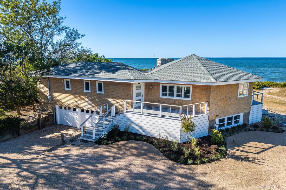House in Greenport West, New York, United States 5 - 17472937