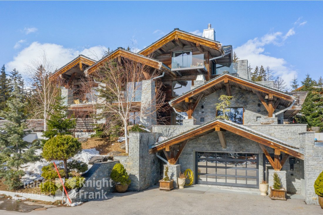 Chalet in Crans-Montana, Wallis, Schweiz 1 - 17470791