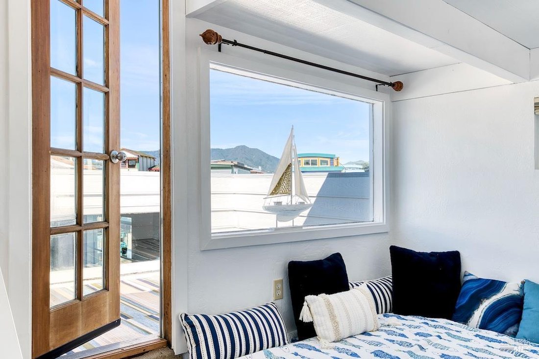 Sausalito, California, United States 2 - 17473990