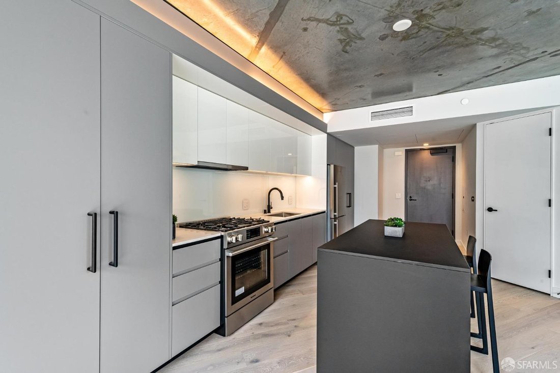 Condo in San Francisco, California, United States 4 - 17473304