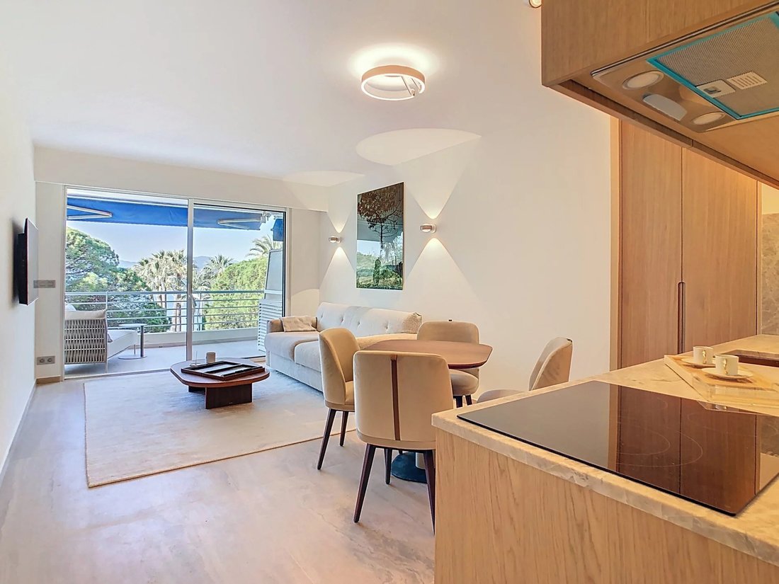 Apartment in Cannes, Provence-Alpes-Côte d'Azur, France 2 - 17378201