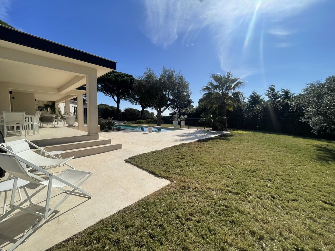House in Ville-Les Saquedes-Le Bouillonnet, Sainte-Maxime, France 5 - 17473681