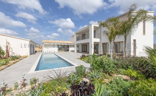 Finca in Santanyi, Balearic Islands, Spain 1