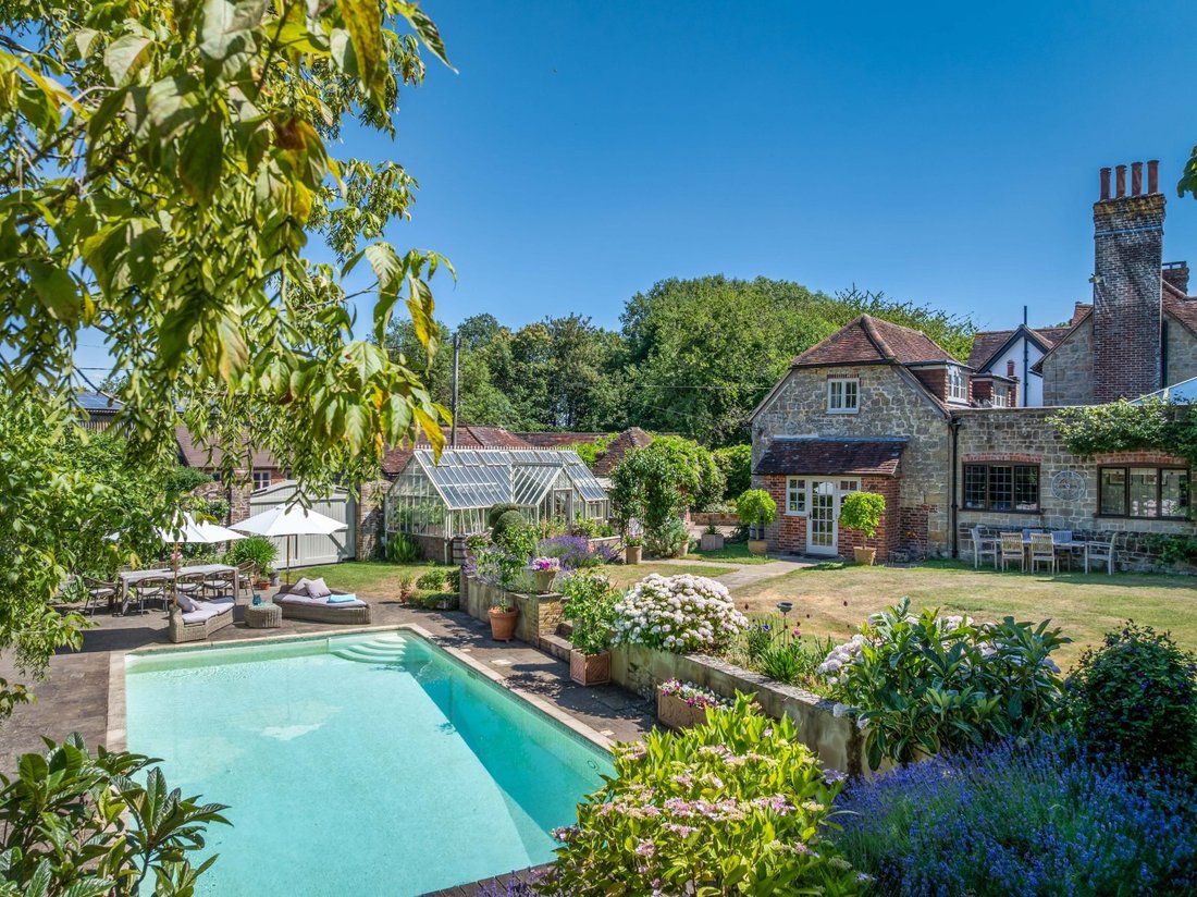 House in West Chiltington, England 2 - 17471386