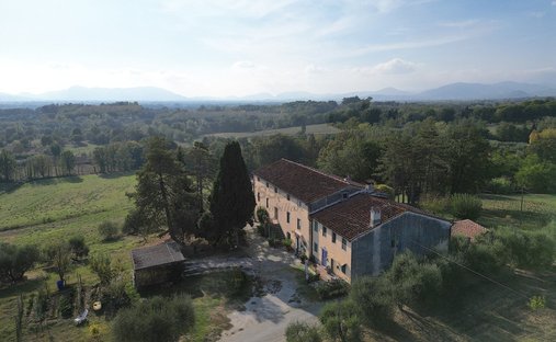 Farm Ranch in Center, Capannori, Tuscany 1