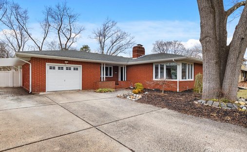 House in Old Bridge Township, New Jersey, United States 1