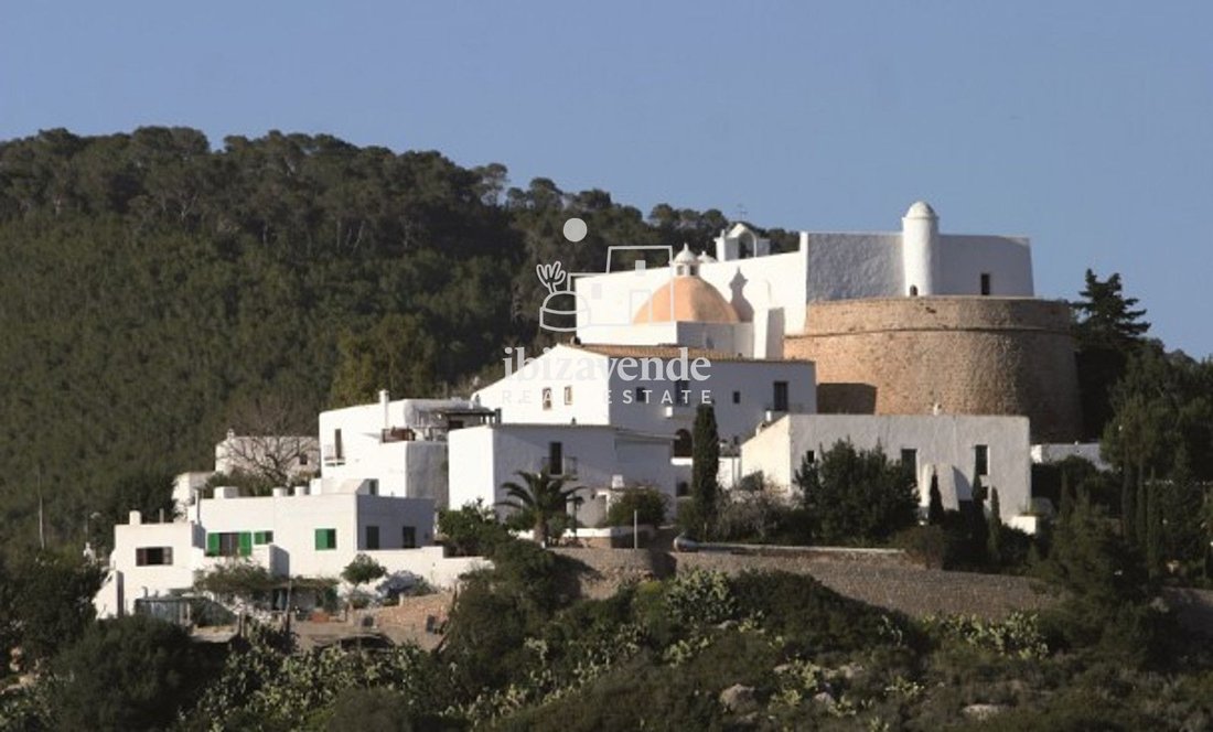 Villa in Santa Eularia des Riu, Balearic Islands, Spain 1 - 17471305