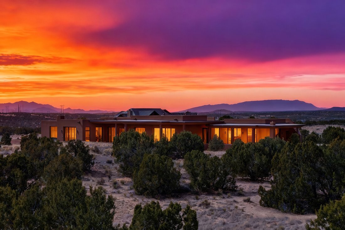 House in Santa Fe, New Mexico, United States 2 - 17472726