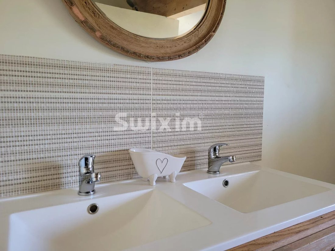 House in Saint-Amour-Bellevue, Bourgogne – Franche-Comté, France 4 - 17470953