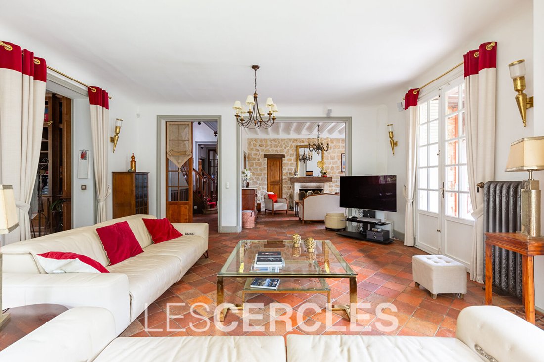 Estate in Le Vésinet, Ile-de-France, France 5 - 17473728