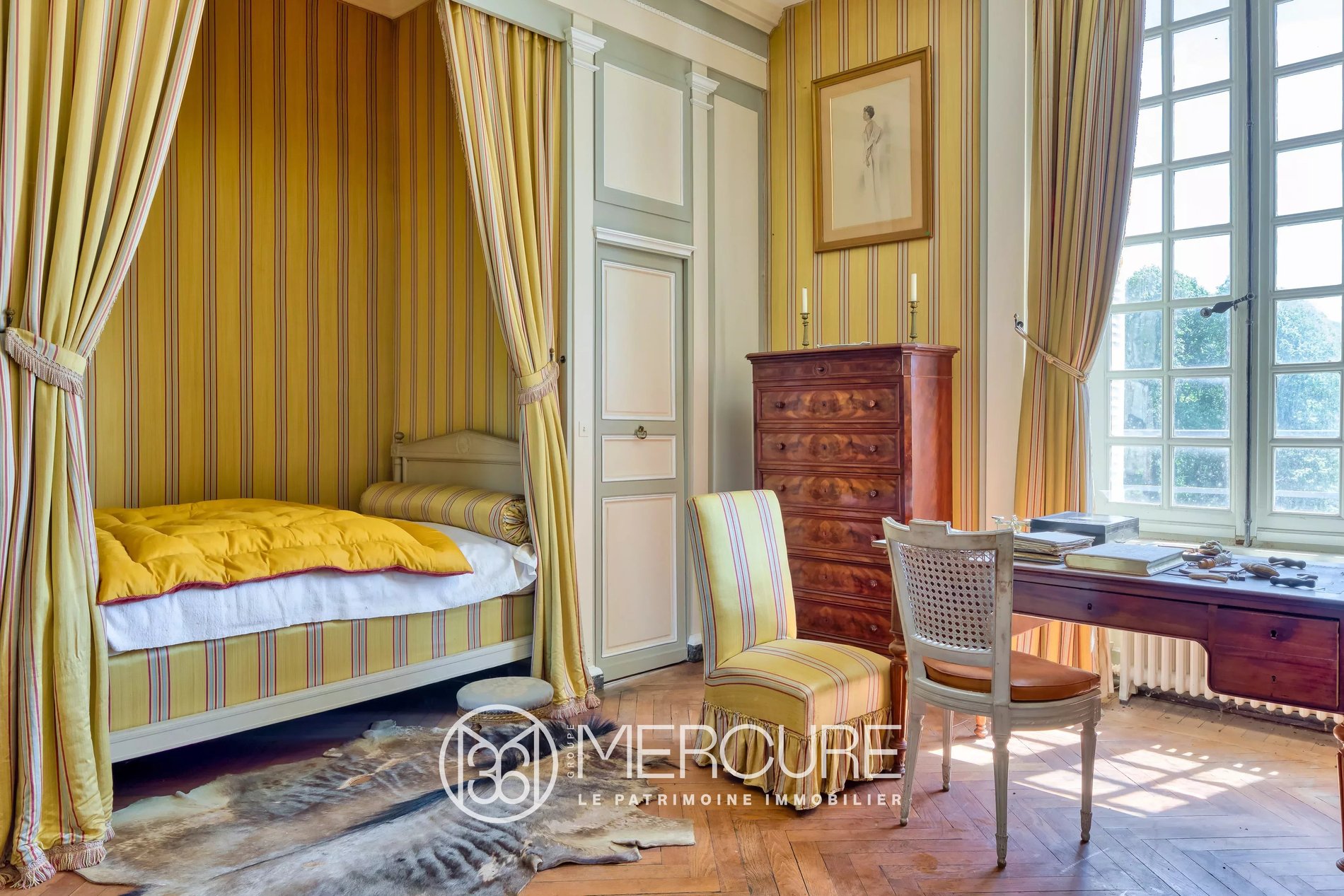 Proximity Bayeux Elegant 18th Century Chateau With 60 Ha Park