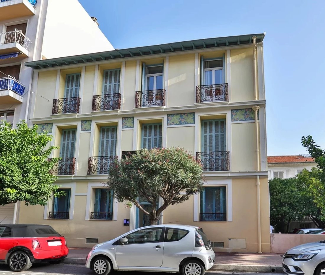 Villa in Beaulieu-sur-Mer, Provence-Alpes-Côte d'Azur, France 2 - 17470730
