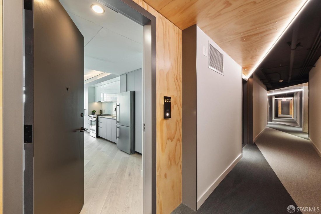 Condo in San Francisco, California, United States 2 - 17473304