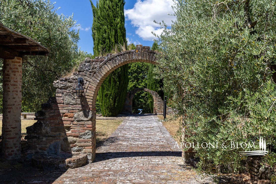 House in Centro, Cortona, Tuscany 4 - 17473965
