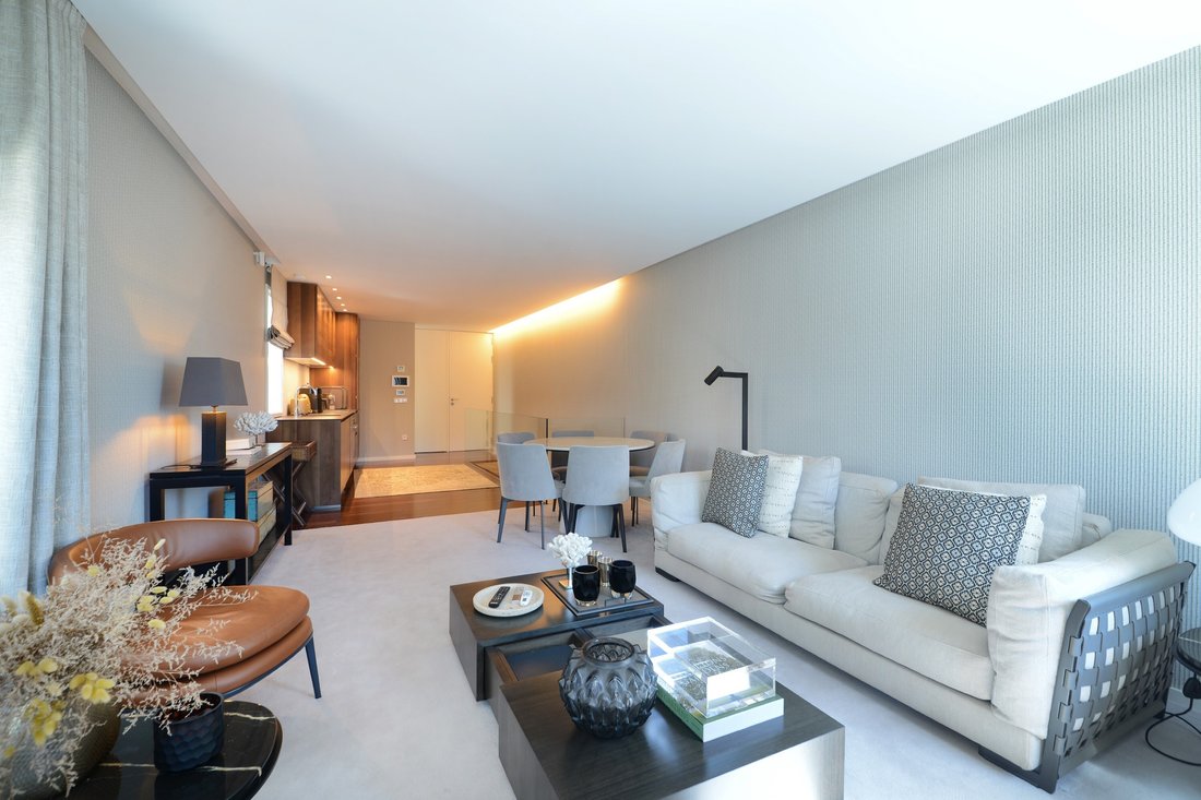 Apartment in Lordelo do Ouro e Massarelos, Porto District, Portugal 2 - 17474273