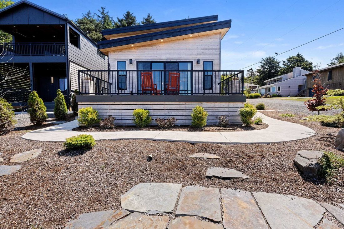 House in Cannon Beach, Oregon, United States 2 - 17472158