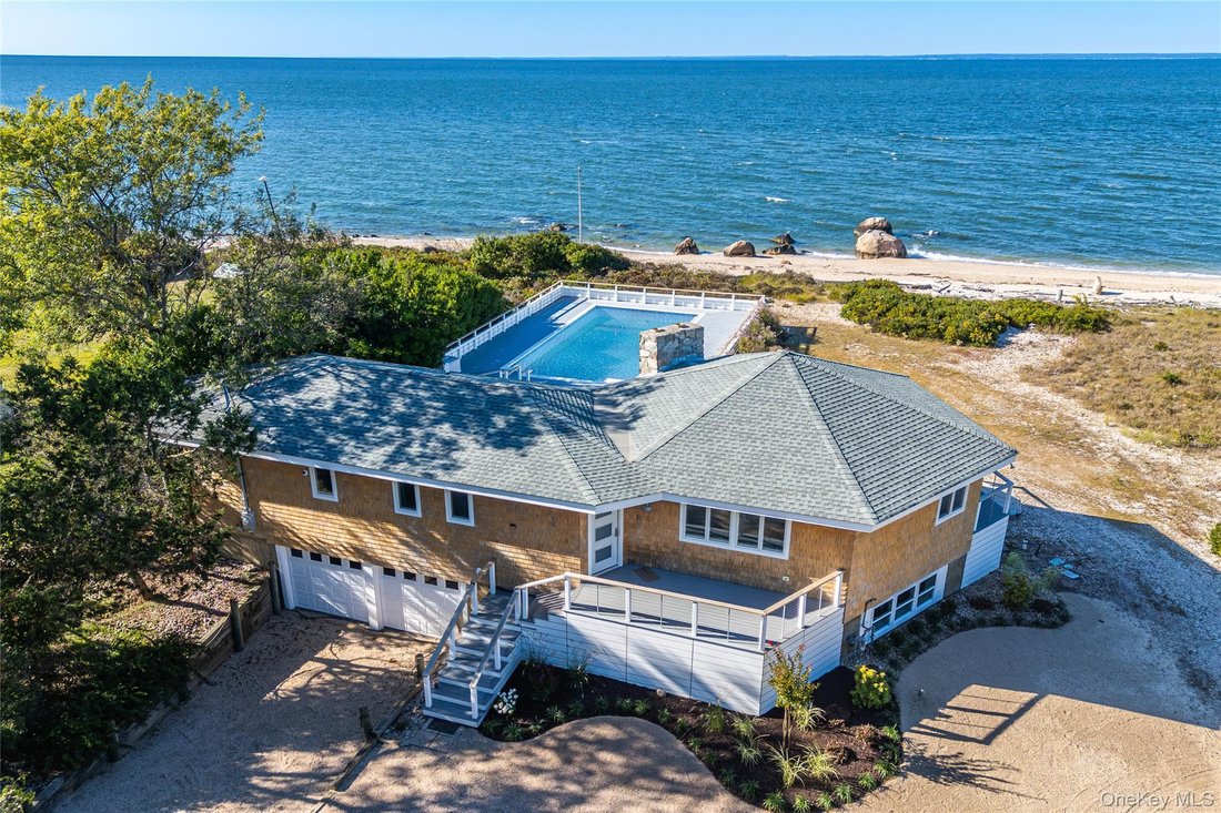 House in Greenport West, New York, United States 1 - 17472937