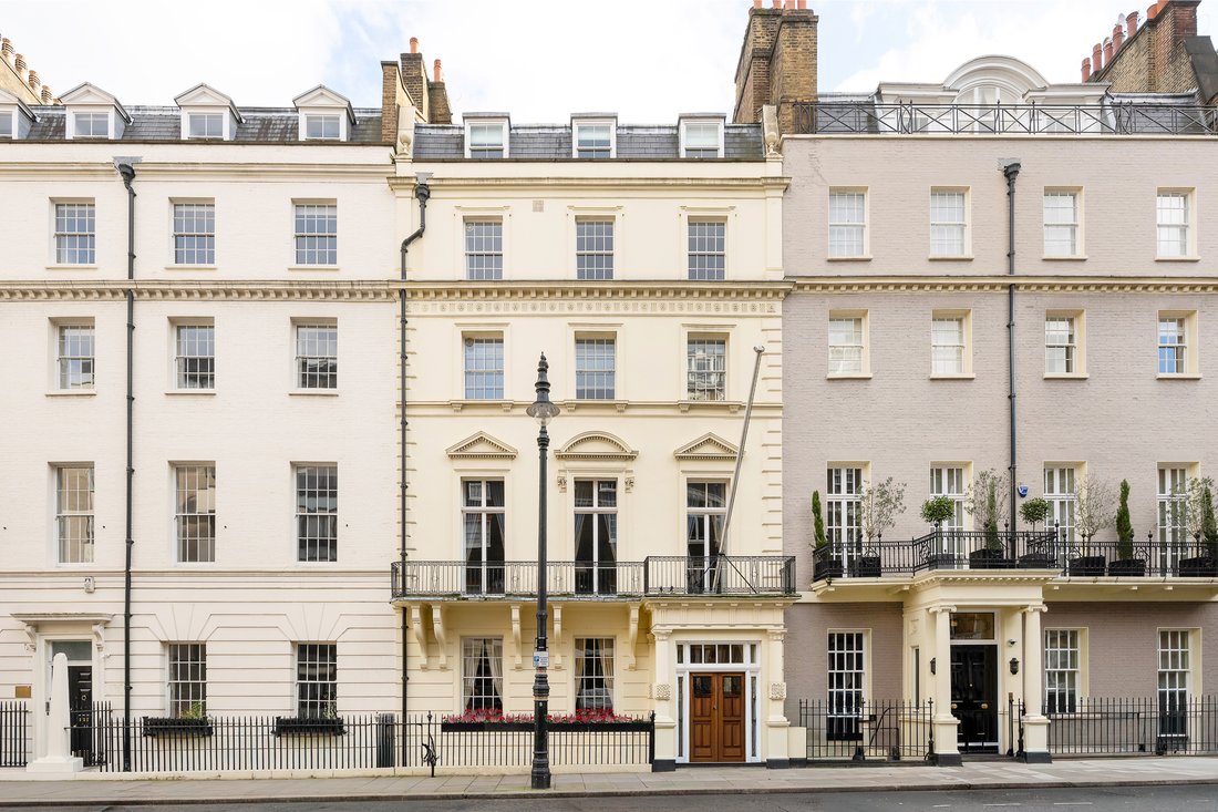 Apartment in Mayfair, Westminster, England 1 - 17471484
