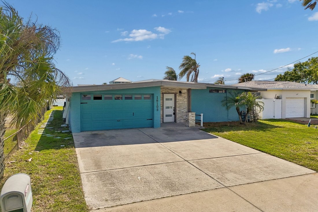 House in Madeira Beach, Florida, United States 2 - 17462020