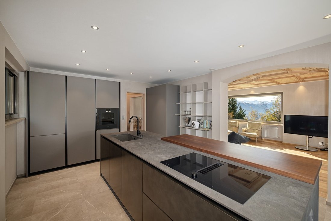 Chalet in Crans-Montana, Valais, Switzerland 3 - 17470769