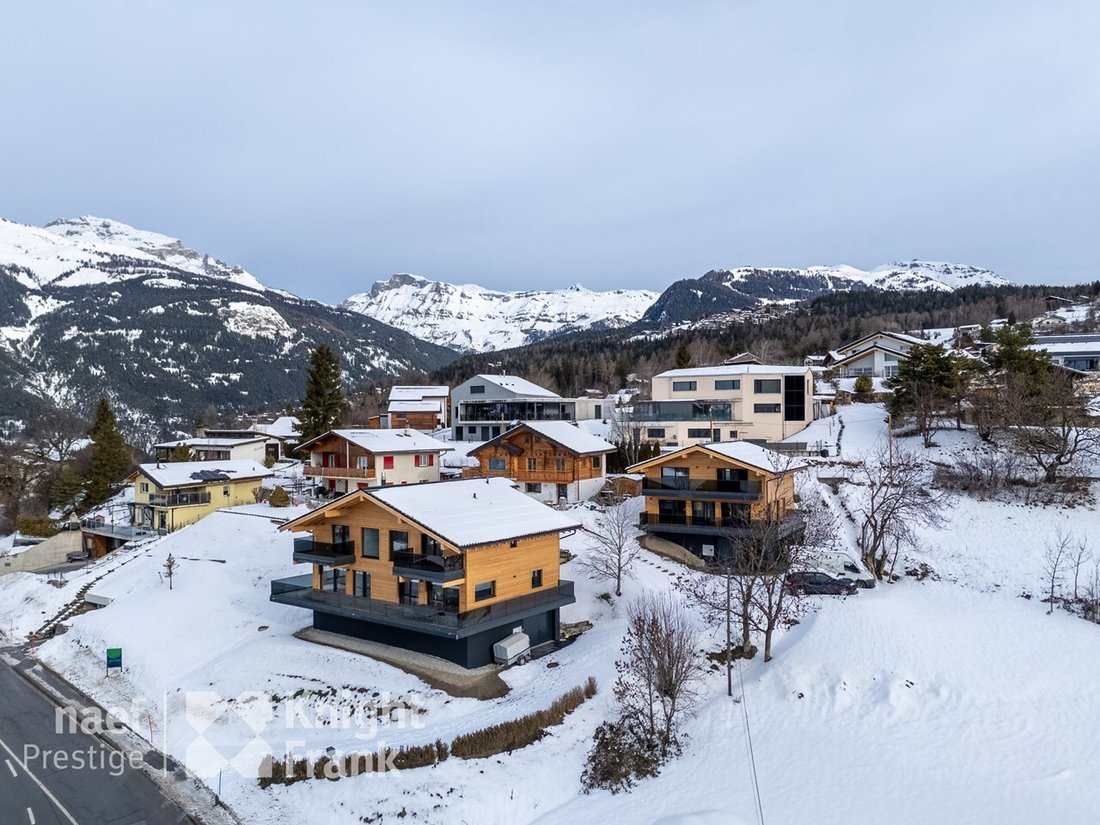 Chalet in Crans-Montana, Valais, Switzerland 3 - 17470761