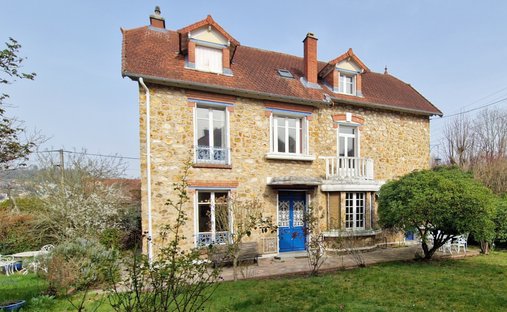 House in Centre Ville, Villebon-sur-Yvette, France 1
