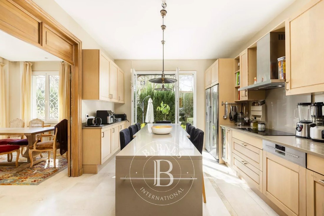 Apartment in Bois de Boulogne, Paris 16e Arrondissement, Paris 5 - 17471999