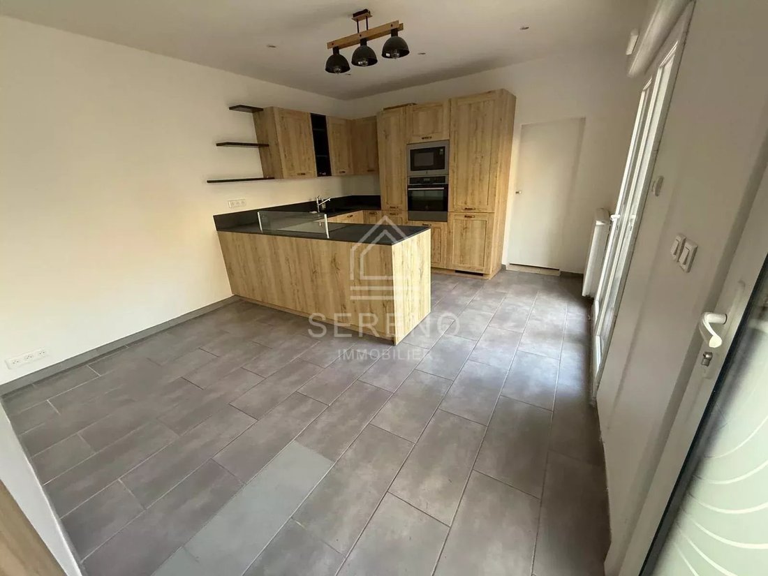 House in Fontenay-sous-Bois, Ile-de-France, France 4 - 17470535