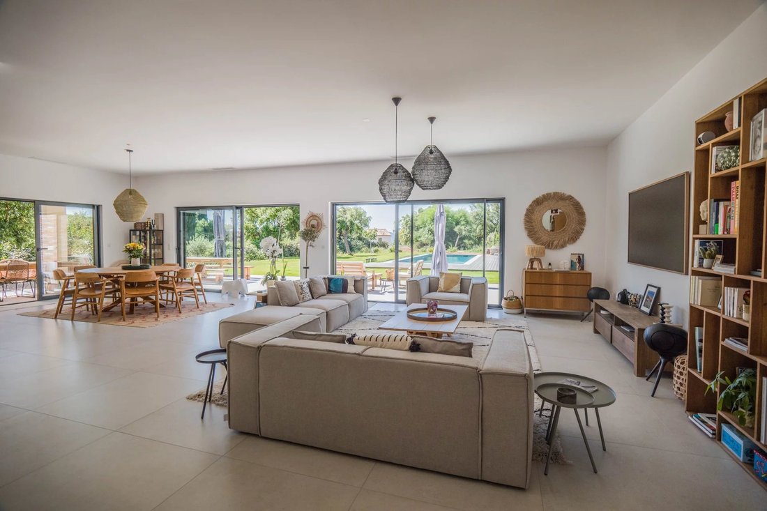 Villa in Grimaud, Provence-Alpes-Côte d'Azur, France 2 - 17474119