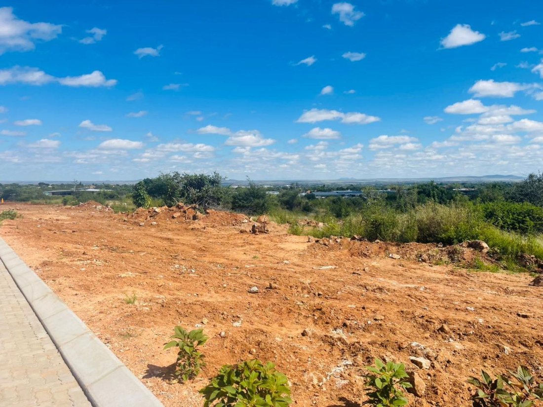 Land in Bendor Park, Limpopo, South Africa 1 - 17471043