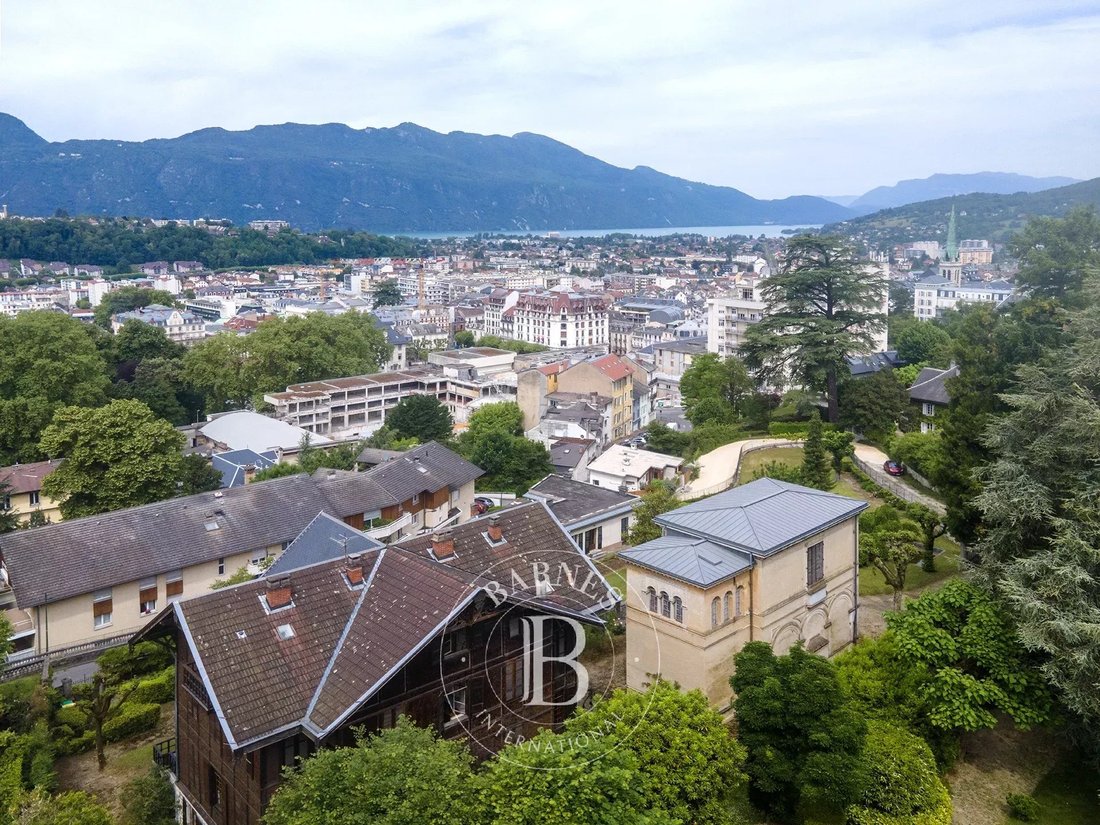 Estate in Centre Ville Nord, Aix-les-Bains, France 4 - 17470987